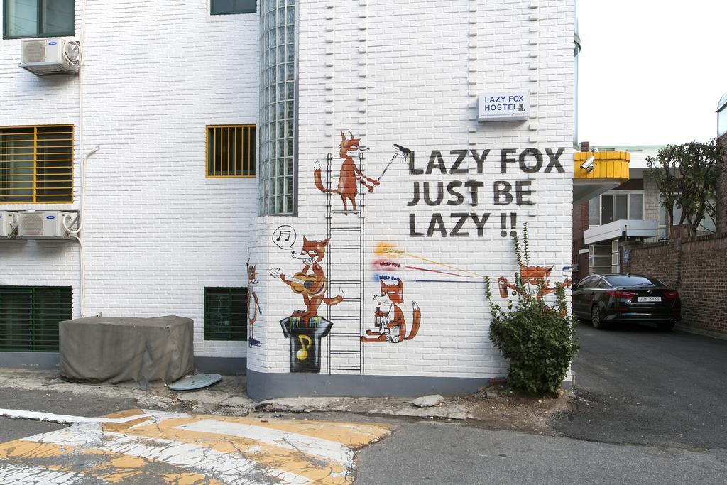Hongdae Lazy Fox Hostel In سيول المظهر الخارجي الصورة